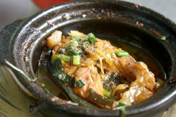 ベトナムの大衆食堂「クアンコム・ビンザン」を攻略しよう！