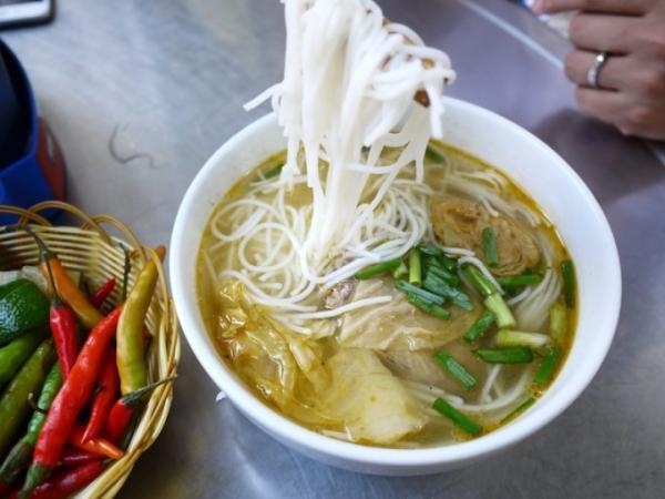 ホーチミン散策中のランチに訪れたい麺料理店