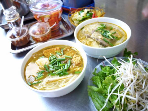 ベトナム中部ダナンで愛される麺料理「ブンチャーカー」