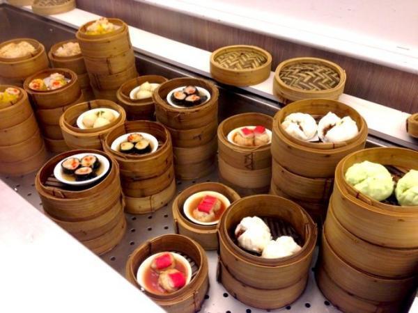 ラマダン（断食）期間だけ！深夜の飲茶食べ放題をブルネイで！