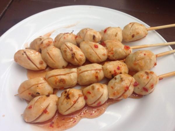 バンコクのオフィス街で人気の麺料理「クイッティアオ・スコータイ」