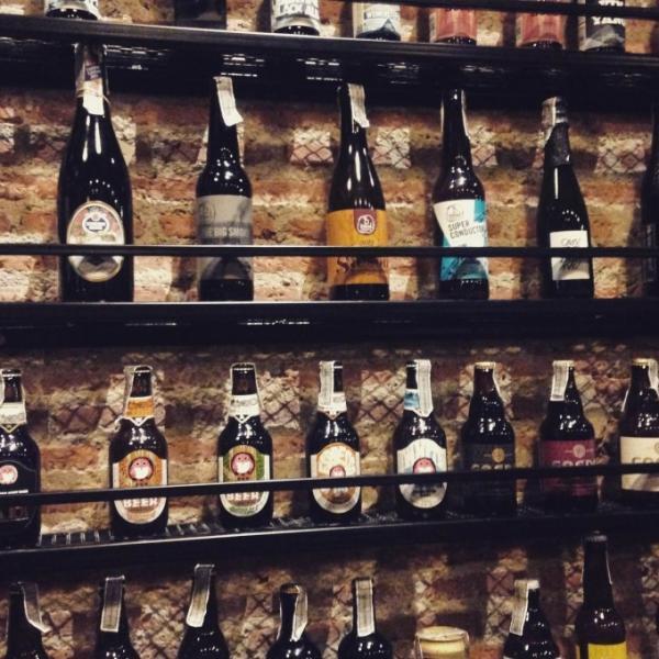 一風変わった場所にオープン？バンコクで人気のビールバー