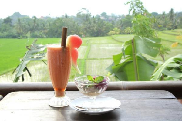 旅のトレンド「一人旅」旅行先ランキング1位はどこ？