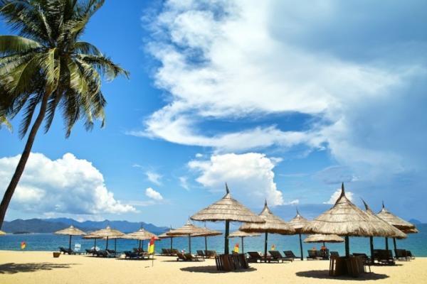 旅のトレンド「一人旅」旅行先ランキング1位はどこ？