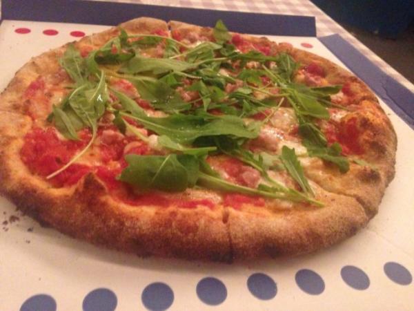 バンコクで人気！屋外ピザレストラン「Pizza Massilia(ピザ・マッシリア)」