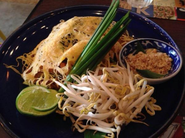 空芯菜を使ったメニューが自慢！タイ料理店「Pak-Boong」