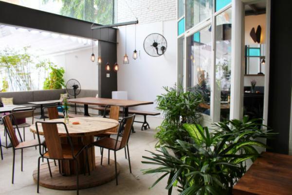 フランス人オーナーによるホーチミン2区の最先端アドレス