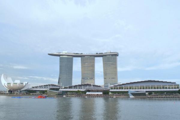 ホテルだけじゃない！お買い物からカジノまで大満足の「マリーナ・ベイ・サンズ」