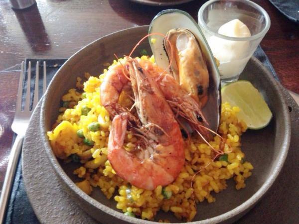 お値打ちランチが人気！ラオス・ビエンチャンのスペイン料理店