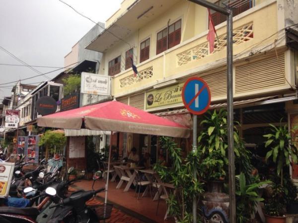 お値打ちランチが人気！ラオス・ビエンチャンのスペイン料理店