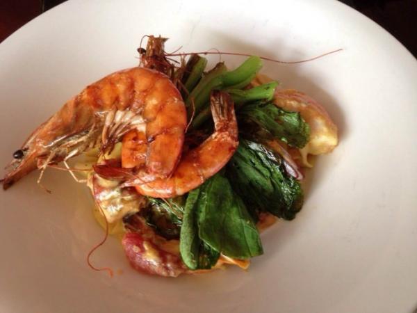 お値打ちランチが人気！ラオス・ビエンチャンのスペイン料理店