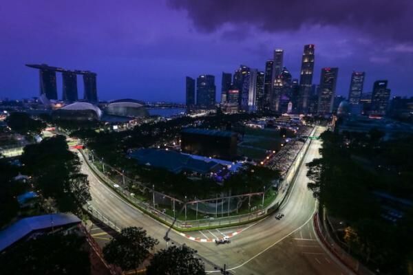 大迫力のアジア初ナイトレース「F1 シンガポールグランプリ」