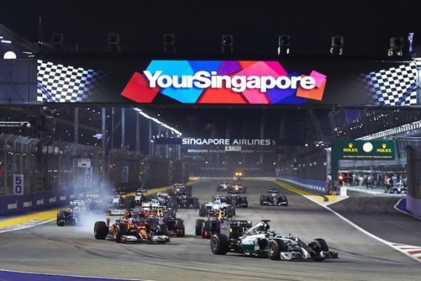 大迫力のアジア初ナイトレース「F1 シンガポールグランプリ」