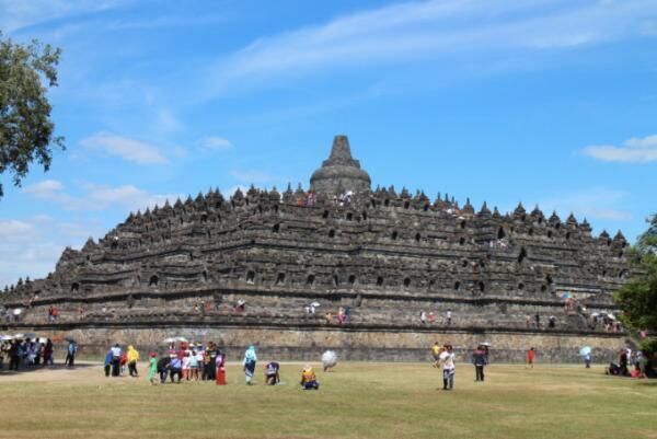 神々の棲むインドネシアの島々に点在する世界文化遺産
