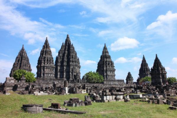 神々の棲むインドネシアの島々に点在する世界文化遺産