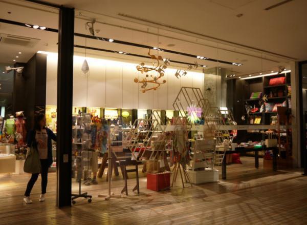 「TCDC（タイ・クリエイティブ＆デザイン・センター）」でタイデザインの今を知る