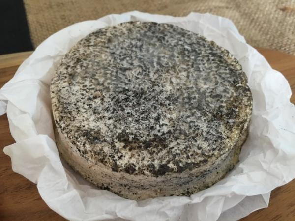 ジャカルタおしゃれエリアのオーガニックチーズ店