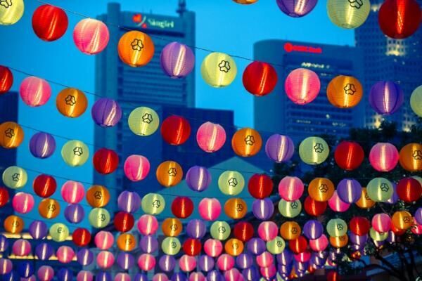 色とりどりの月餅でお祝い！シンガポール中秋祭