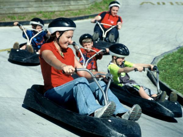 シンガポールで遊ぼう！「スカイライン・リュージュ」がキャンペーン