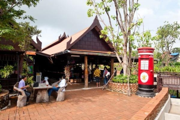 アユタヤの古き良き時代を感じる「アヨダヤ水上マーケット」