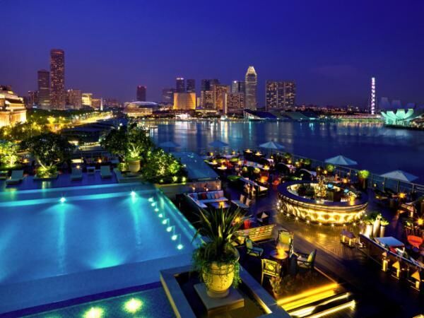 シンガポールに来たらマストGO！夜景の綺麗な屋外BAR