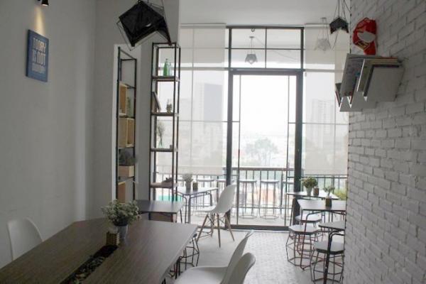 隠れ家カフェが集まるホーチミンの古いアパートメントに注目