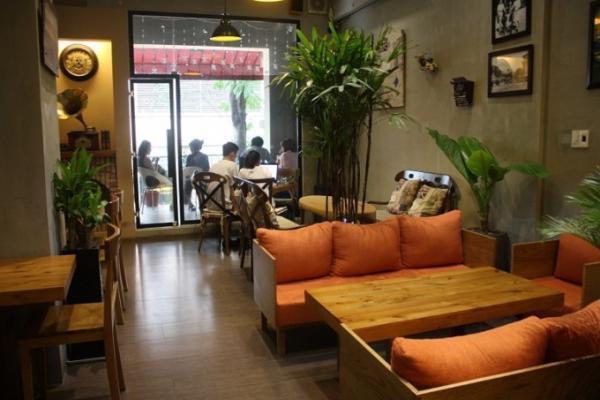 隠れ家カフェが集まるホーチミンの古いアパートメントに注目