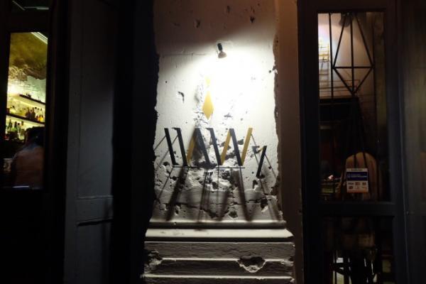 バンコク話題の新スポットでタイ伝統音楽と酒を楽しめるBAR