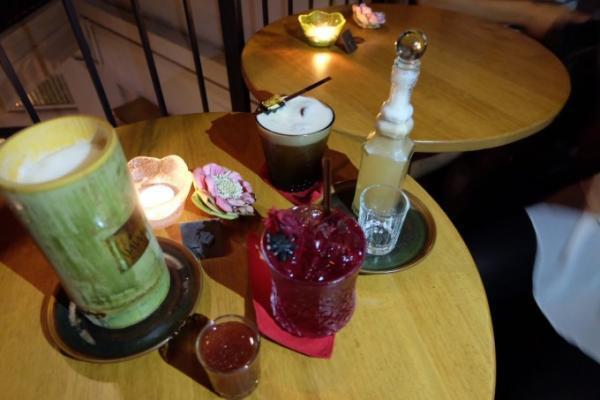 バンコク話題の新スポットでタイ伝統音楽と酒を楽しめるBAR