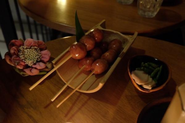 バンコク話題の新スポットでタイ伝統音楽と酒を楽しめるBAR