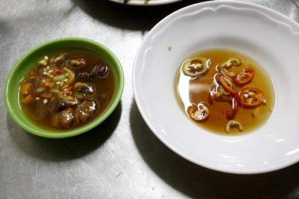 ベトナム料理に欠かせない調味料「ヌクマム」とは？