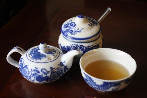 ベトナム料理に欠かせない調味料「ヌクマム」とは？