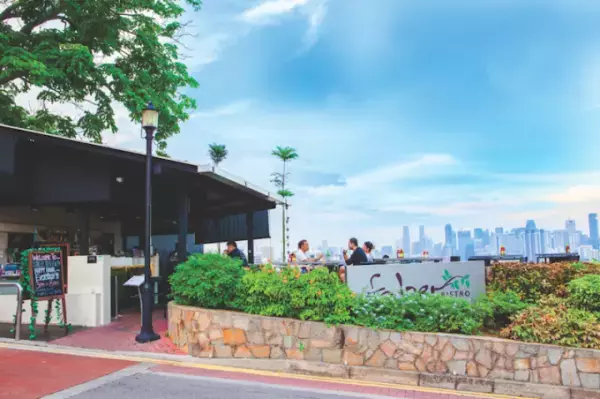 ケーブルカーの出発点！シンガポール絶景スポット「マウントフェーバー」