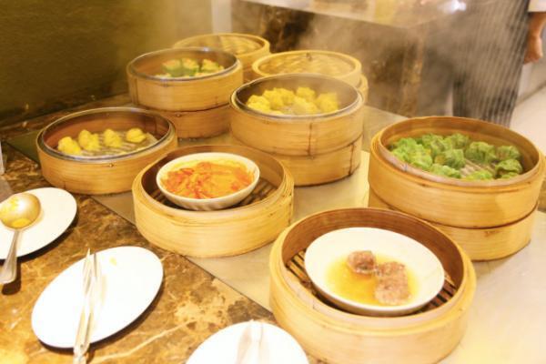 コタキナバルのハイアット リージェンシー の絶品ランチビュッフェ