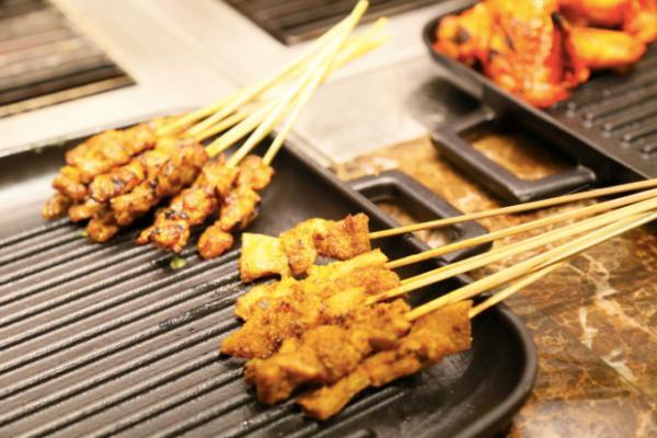 コタキナバルのハイアット リージェンシー の絶品ランチビュッフェ