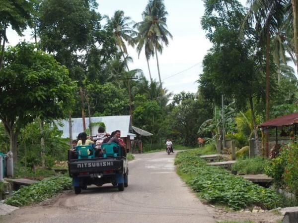 心動かされるインドネシア・ニアス島への旅路