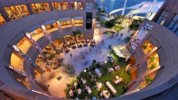 まるでドリアン！？シンガポール「エスプラネード・シアター・オン・ザ・ベイ」