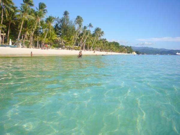 フィリピン、その先の美しき魅惑の島々へ