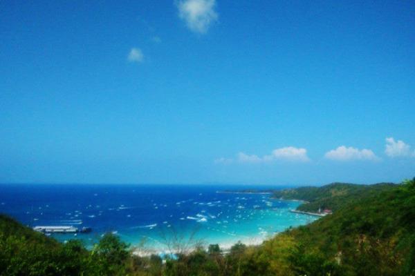 バンコクから日帰りで行ける週末プチアドベンチャー〜青い海と空を求めて〜
