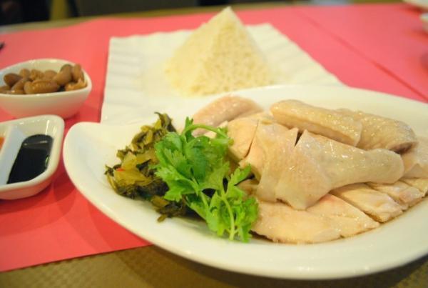 チキンライスの名店！シンガポール老舗店「文東記（ブン・トン・キー）」