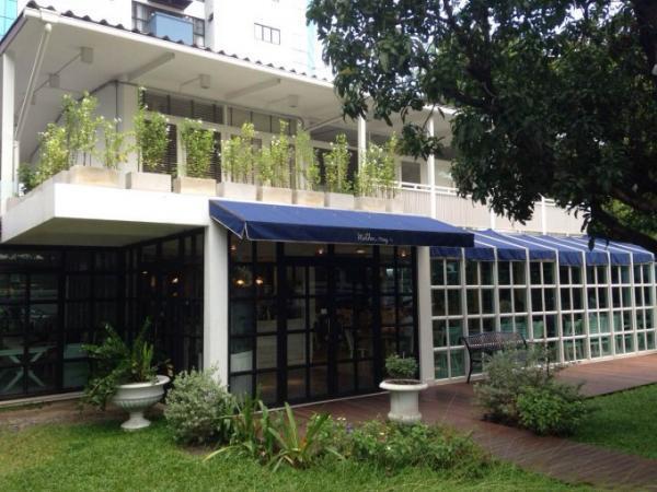 バンコクの一軒家レストランで楽しもう！ドリアン入りマッサマンカレー