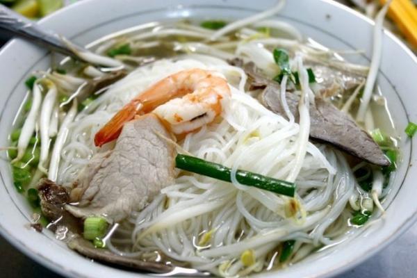ベトナム南部の名物麺「フーティウ」とは？