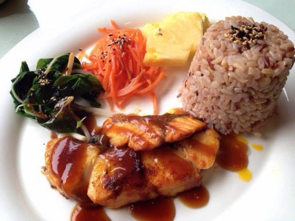 バンコクのオーガニックスーパー併設カフェ「Be Organic」でヘルシーランチ！