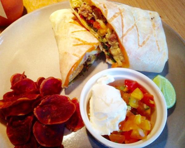 バンコク注目エリアにオープン！「Luka Cafe」で至福のブランチを！