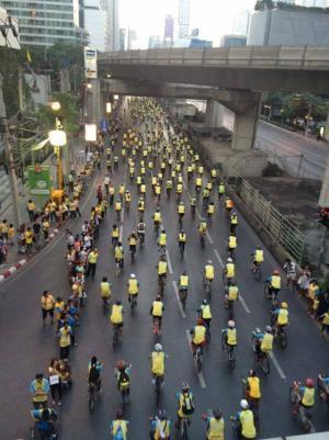 タイ人の国王への愛を感じるイベント「BIKE FOR DAD」