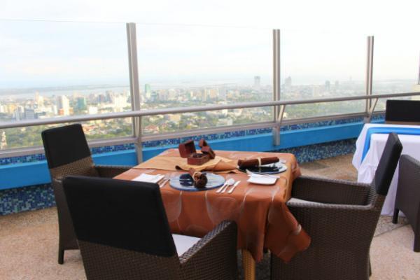 セブ島「マルコポーロプラザ セブ」が提案するチョコレート尽くしのコース