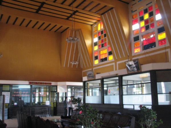 避暑地の中をのんびり走る「ベトナム・ダラットの高原鉄道」