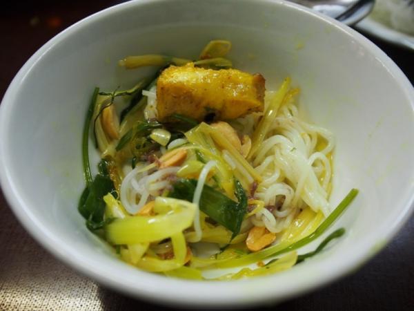 ハノイに来たら食べたいグルメ3品「ソイ」「チャーカー」「ブンボーナンボー」