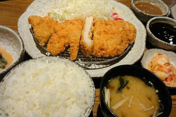 パクチーと唐辛子が苦手でもマイペンライ。バンコクで充実の日本食