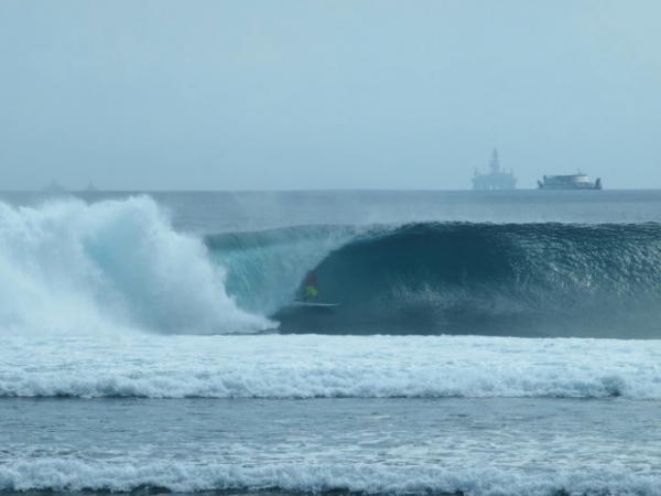 世界一長いバレルへの挑戦！ロンボク島「デザートポイント」への行き方
